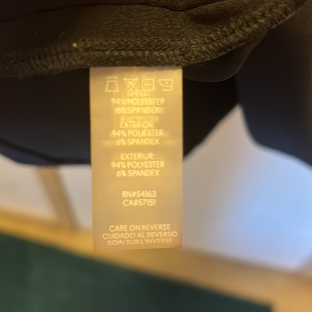 It Don’t Fit Anymore And Try Lessen My Clothes. - image 5